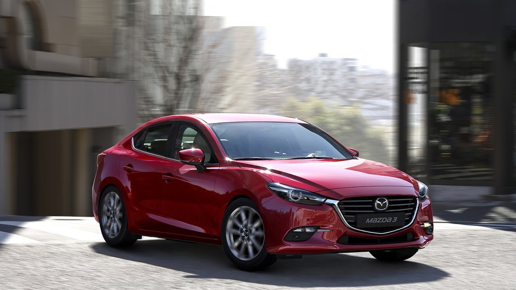 Mazda3 mới ra đã giảm giá, Toyota Corolla Altis rẻ hơn cả trăm triệu