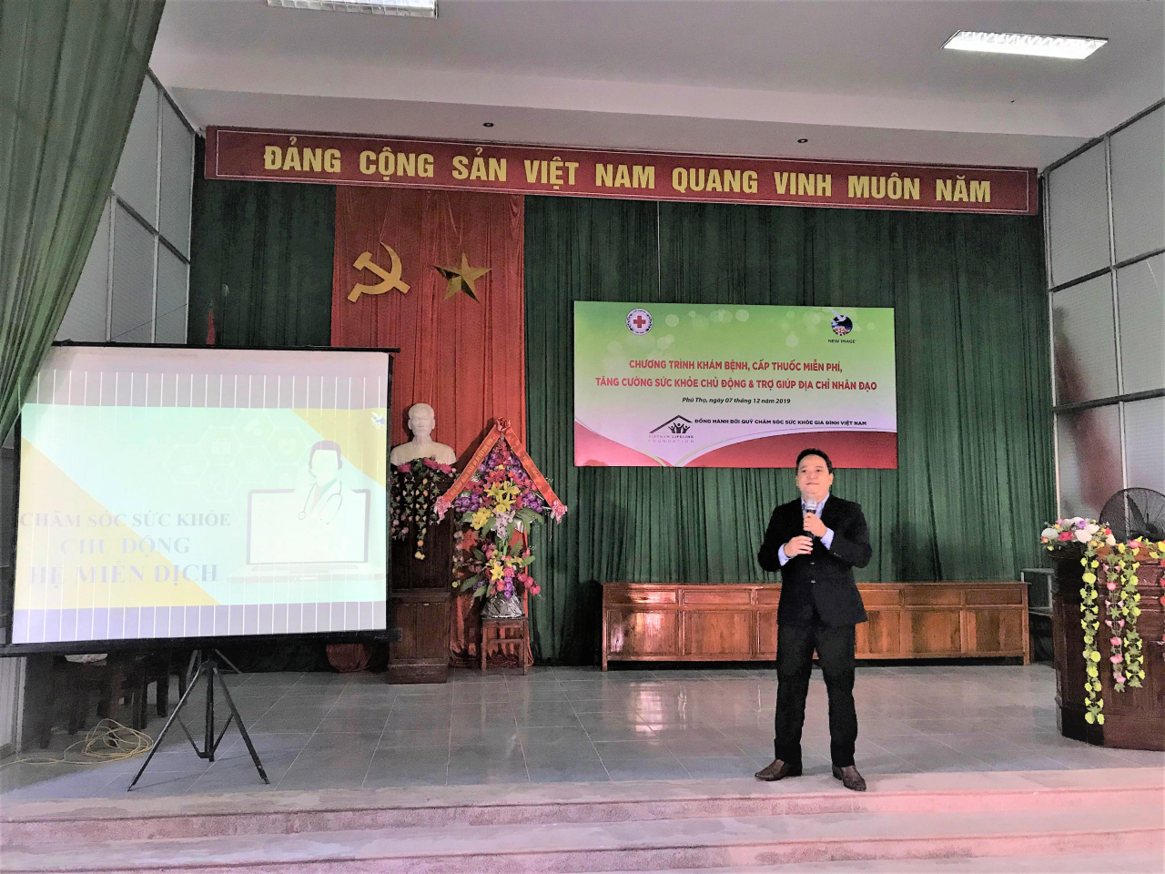 Chuyên gia dinh dưỡng của New Image Việt Nam chia sẻ kiến thức về chăm sóc sức khỏe chủ động