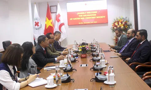 Hội Trăng lưỡi liềm đỏ Quatar nhấn mạnh cuộc gặp ý nghĩa với Hội Chữ thập đỏ Việt Nam