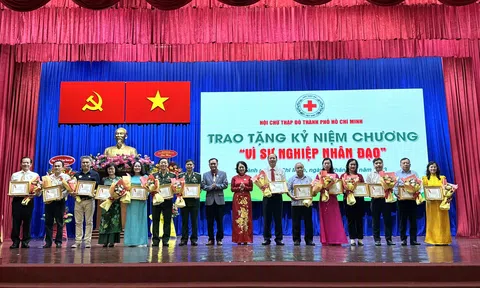 TP Hồ Chí Minh: Họp mặt truyền thống kỷ niệm 77 năm thành lập Hội Chữ thập đỏ Việt Nam